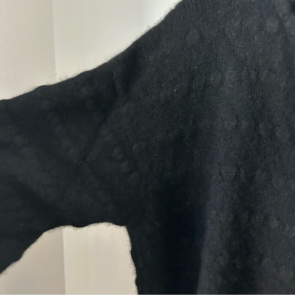 Lainey Keogh 100% Cashmere Black Scallop Detailed Crew Neck Sweater Unisex L/XL - Picture 11 of 13
